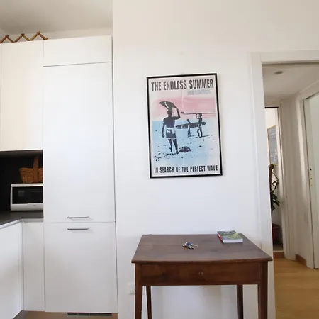 Caccialepori, Luminoso E Comodissimo Con Ac E Lift Appartement